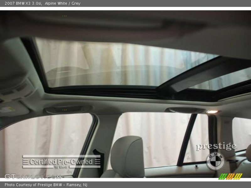 Alpine White / Grey 2007 BMW X3 3.0si