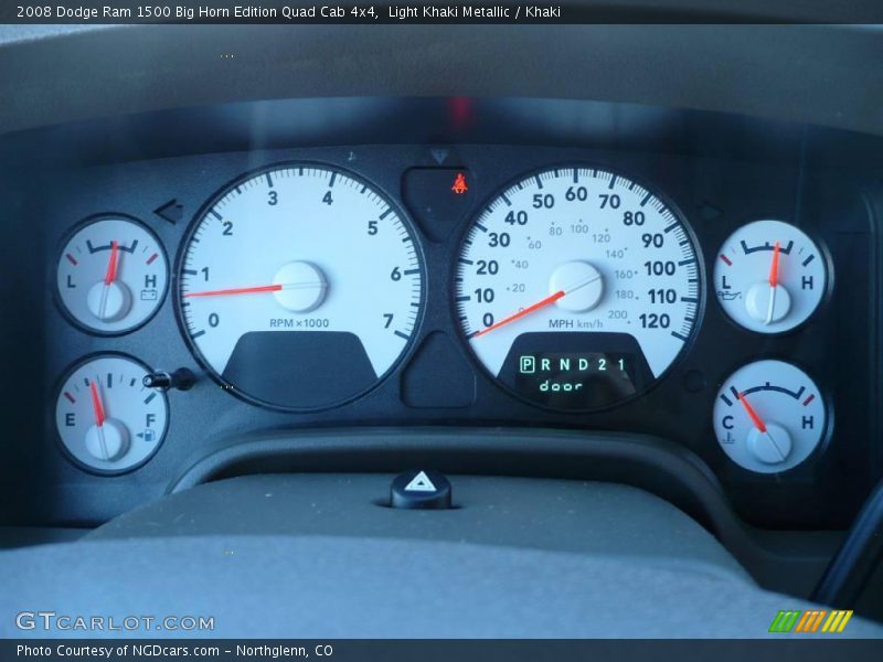 Light Khaki Metallic / Khaki 2008 Dodge Ram 1500 Big Horn Edition Quad Cab 4x4