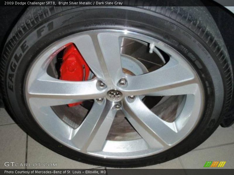 Bright Silver Metallic / Dark Slate Gray 2009 Dodge Challenger SRT8