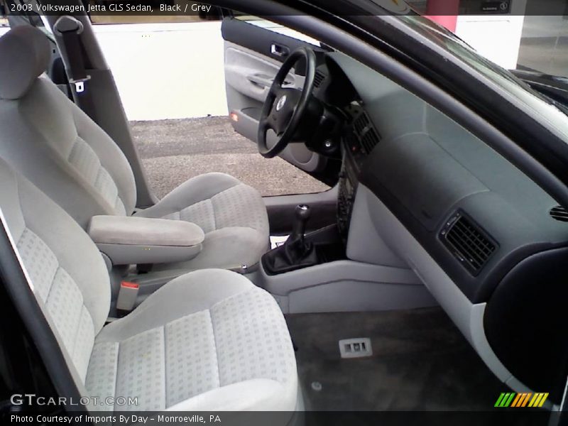 Black / Grey 2003 Volkswagen Jetta GLS Sedan