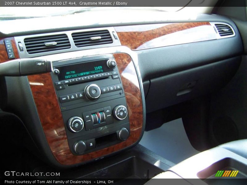 Graystone Metallic / Ebony 2007 Chevrolet Suburban 1500 LT 4x4