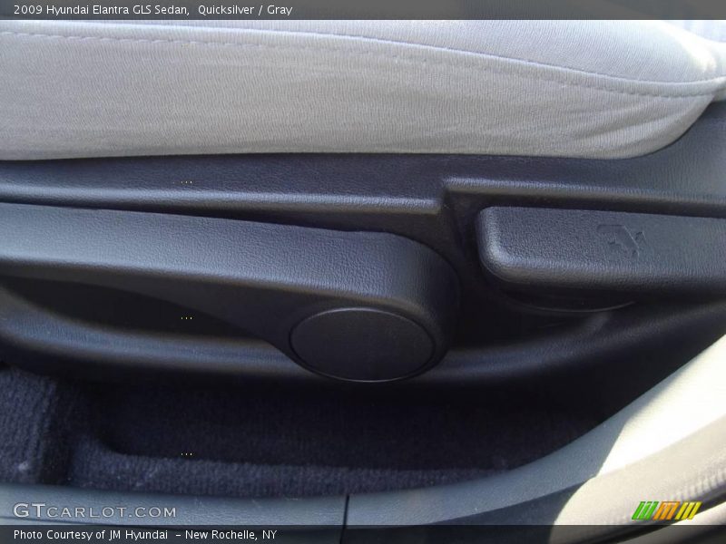 Quicksilver / Gray 2009 Hyundai Elantra GLS Sedan