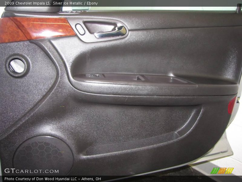 Silver Ice Metallic / Ebony 2009 Chevrolet Impala LS