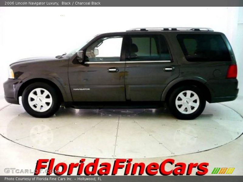 Black / Charcoal Black 2006 Lincoln Navigator Luxury