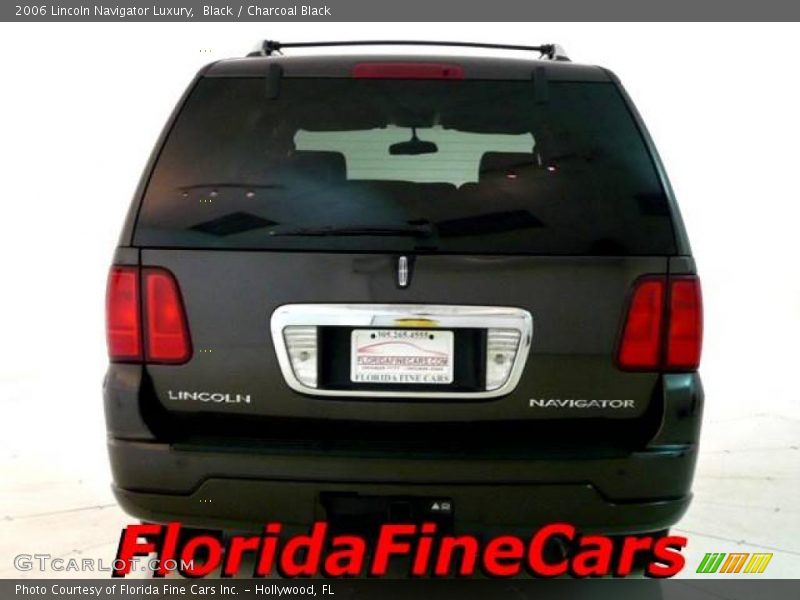 Black / Charcoal Black 2006 Lincoln Navigator Luxury