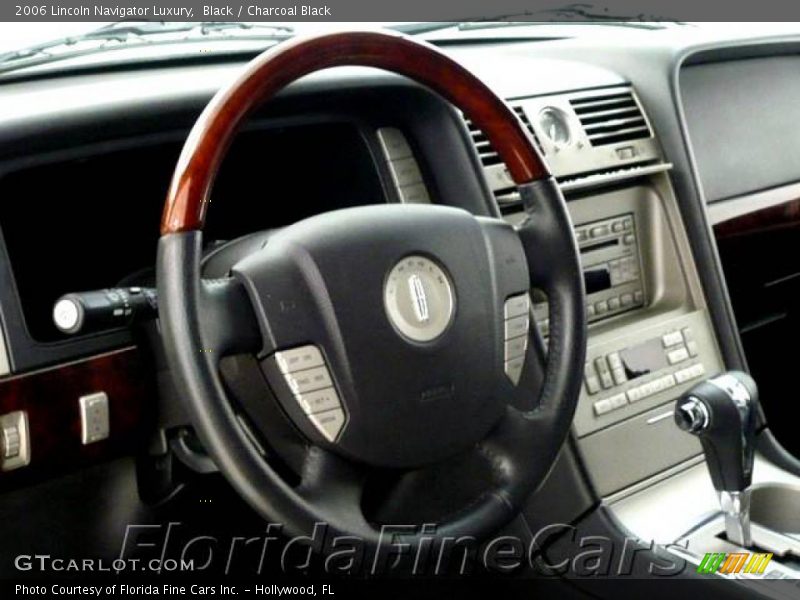 Black / Charcoal Black 2006 Lincoln Navigator Luxury