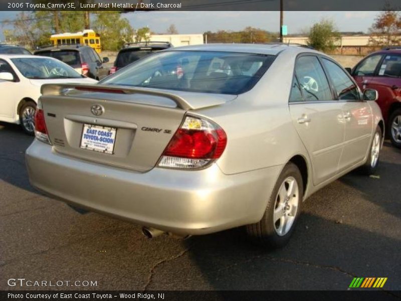 Lunar Mist Metallic / Dark Charcoal 2006 Toyota Camry SE