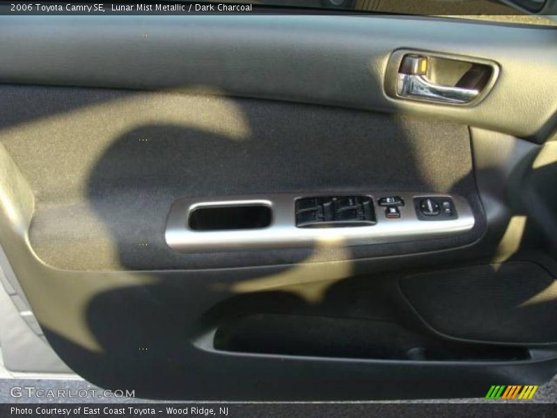 Lunar Mist Metallic / Dark Charcoal 2006 Toyota Camry SE