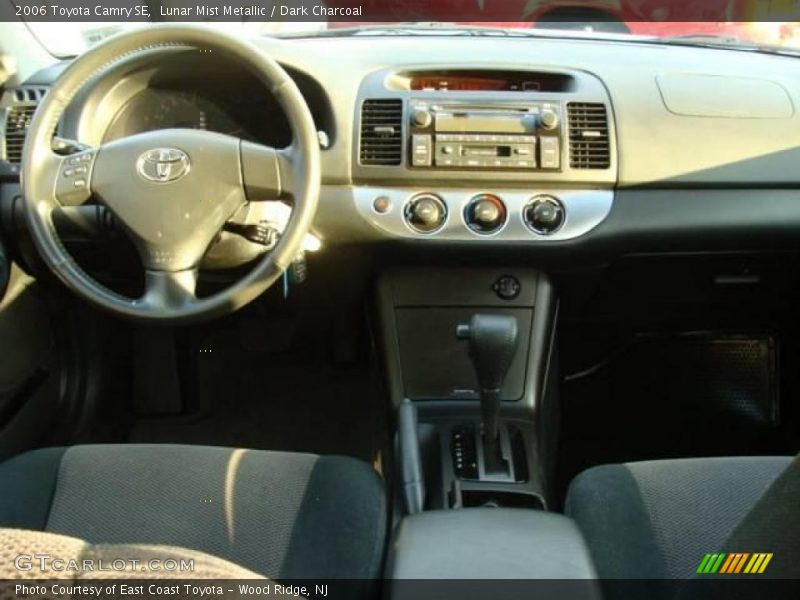 Lunar Mist Metallic / Dark Charcoal 2006 Toyota Camry SE