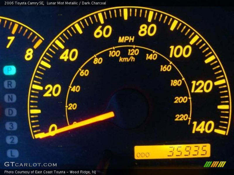 Lunar Mist Metallic / Dark Charcoal 2006 Toyota Camry SE