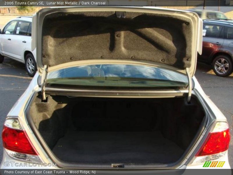 Lunar Mist Metallic / Dark Charcoal 2006 Toyota Camry SE