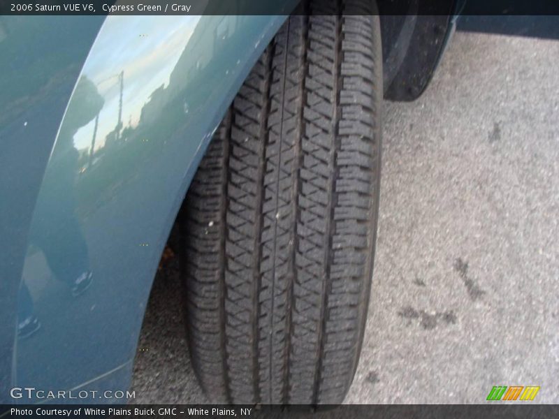 Cypress Green / Gray 2006 Saturn VUE V6