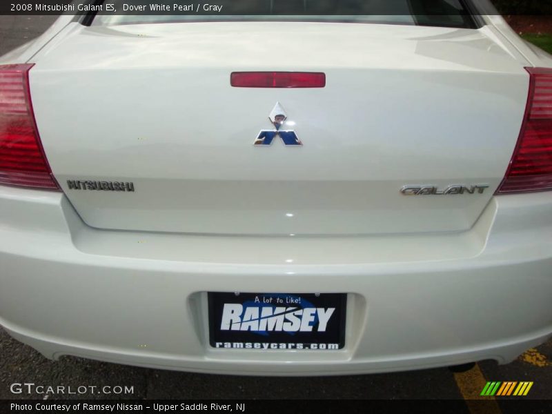 Dover White Pearl / Gray 2008 Mitsubishi Galant ES