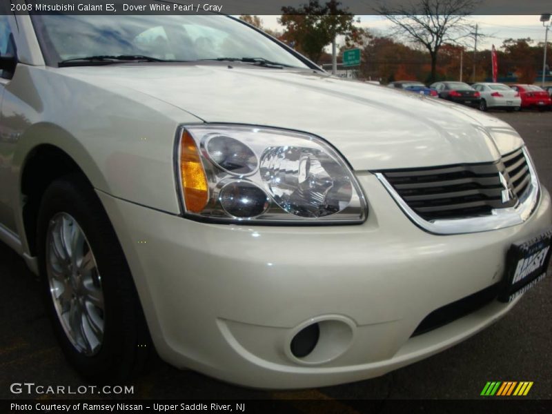 Dover White Pearl / Gray 2008 Mitsubishi Galant ES