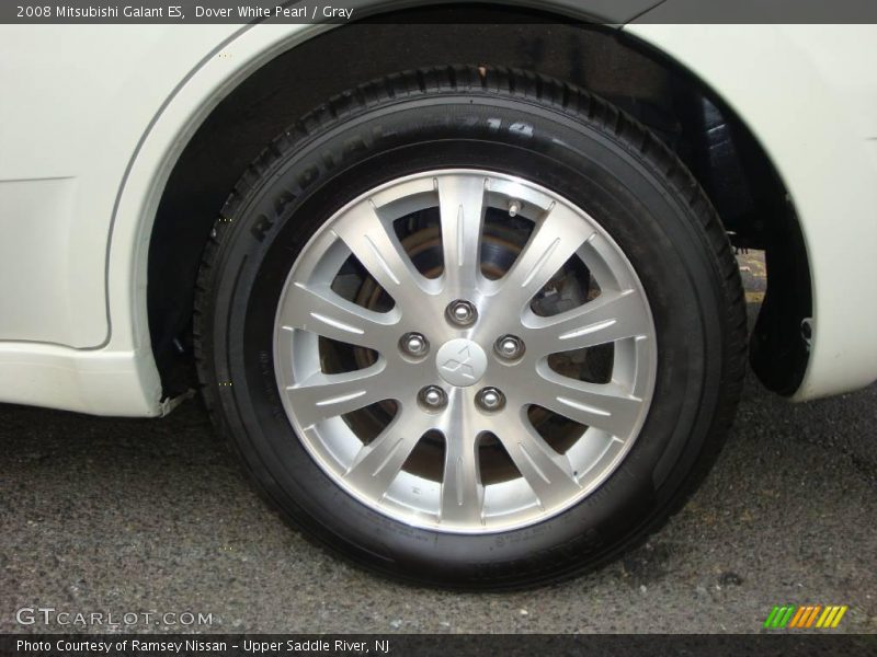 Dover White Pearl / Gray 2008 Mitsubishi Galant ES