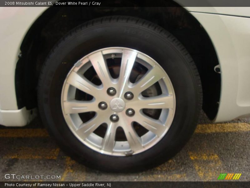 Dover White Pearl / Gray 2008 Mitsubishi Galant ES
