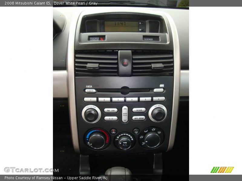 Dover White Pearl / Gray 2008 Mitsubishi Galant ES