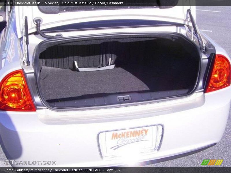 Gold Mist Metallic / Cocoa/Cashmere 2010 Chevrolet Malibu LS Sedan