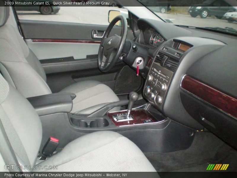 Quick Silver Pearl / Medium Gray 2009 Mitsubishi Galant ES