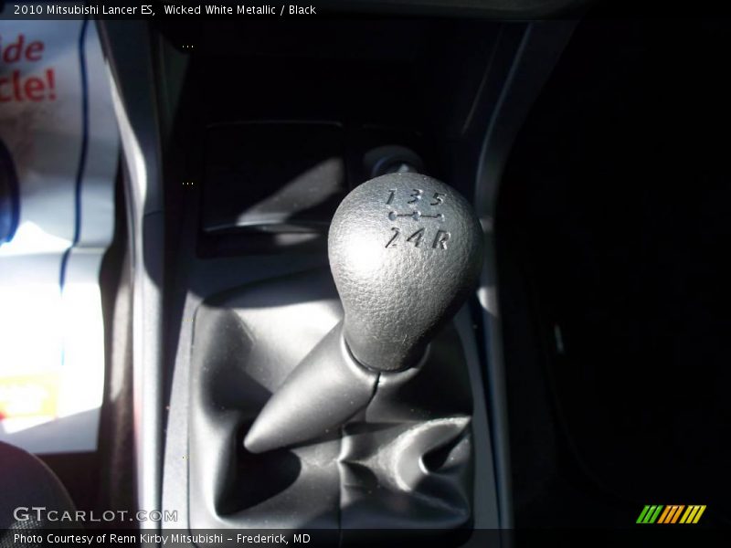 Wicked White Metallic / Black 2010 Mitsubishi Lancer ES