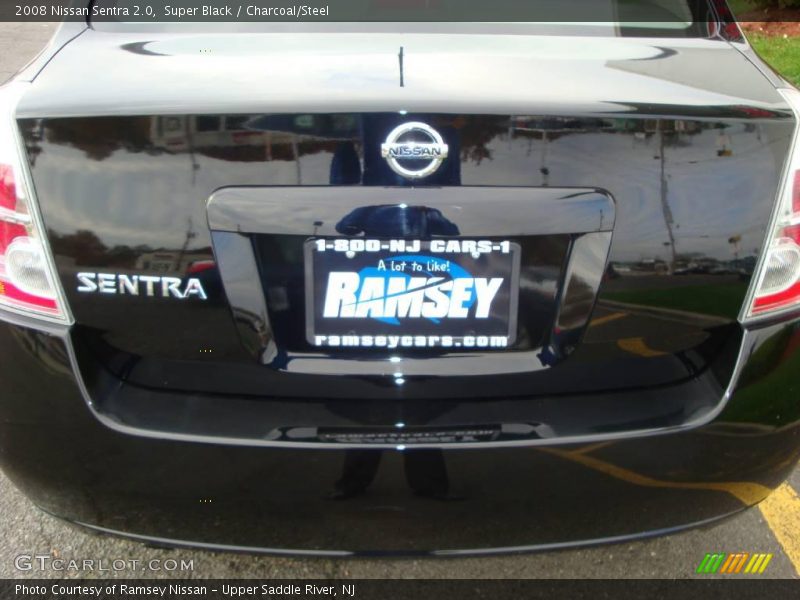 Super Black / Charcoal/Steel 2008 Nissan Sentra 2.0