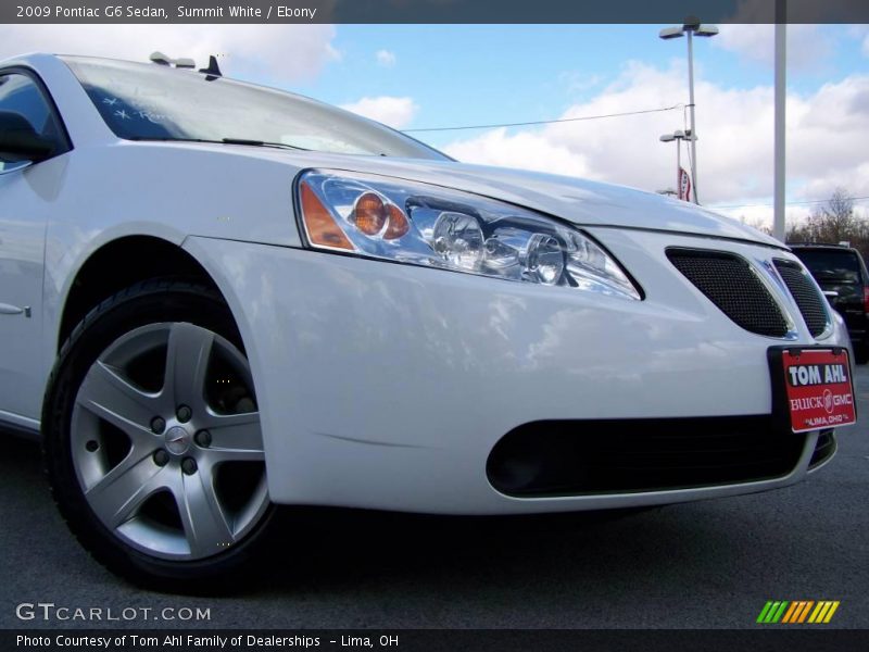 Summit White / Ebony 2009 Pontiac G6 Sedan