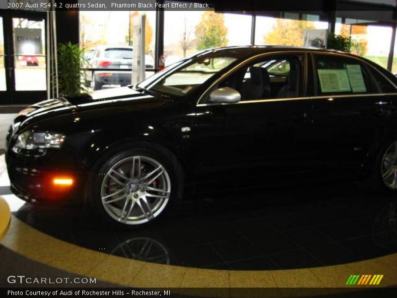 Phantom Black Pearl Effect / Black 2007 Audi RS4 4.2 quattro Sedan