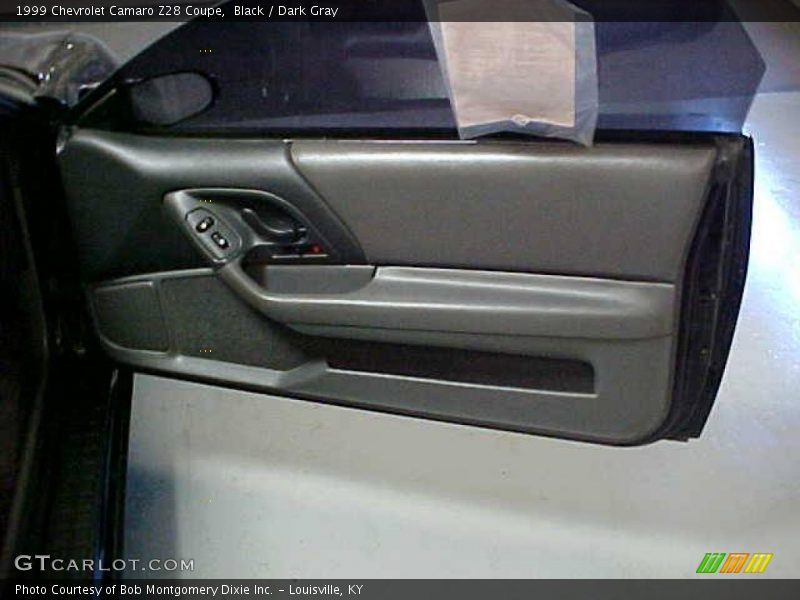 Black / Dark Gray 1999 Chevrolet Camaro Z28 Coupe