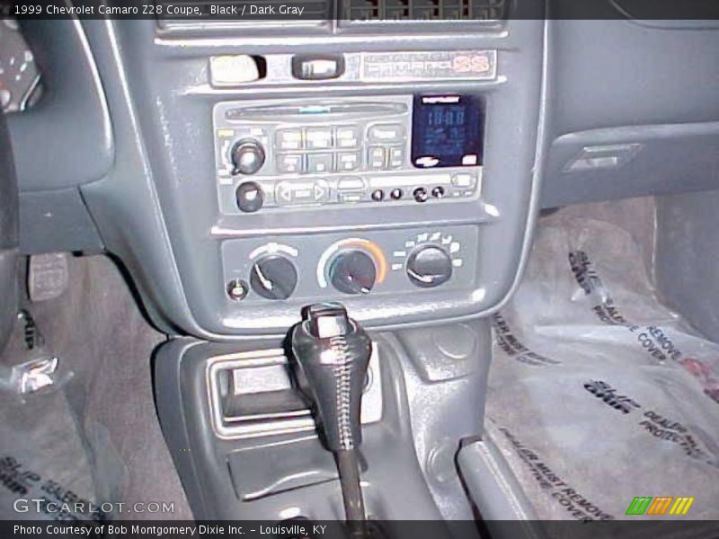 Black / Dark Gray 1999 Chevrolet Camaro Z28 Coupe