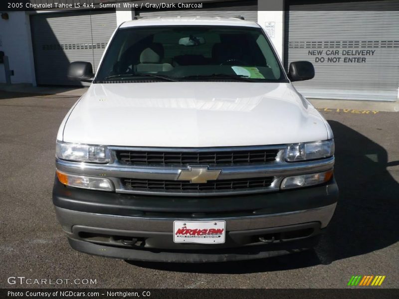 Summit White / Gray/Dark Charcoal 2005 Chevrolet Tahoe LS 4x4