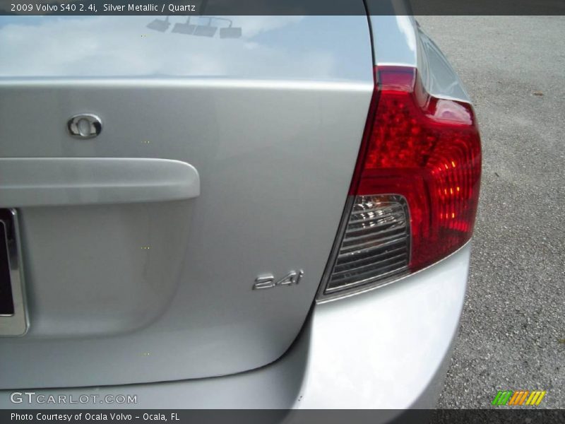 Silver Metallic / Quartz 2009 Volvo S40 2.4i