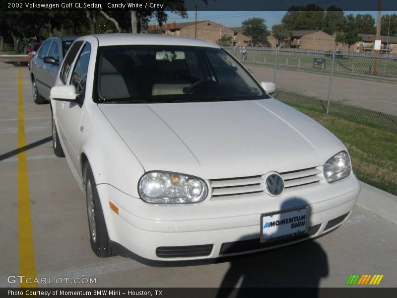 Candy White / Grey 2002 Volkswagen Golf GL Sedan