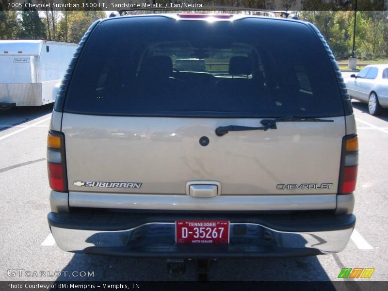 Sandstone Metallic / Tan/Neutral 2005 Chevrolet Suburban 1500 LT