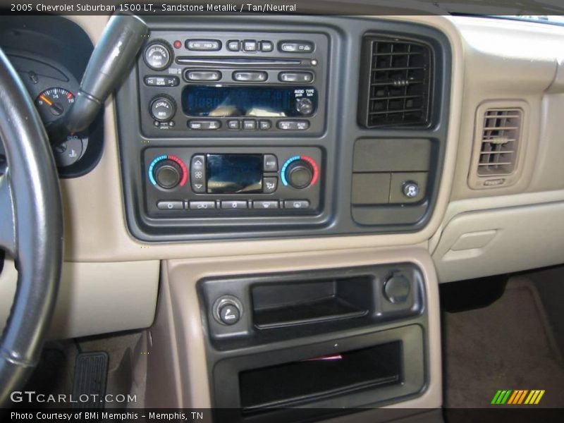 Sandstone Metallic / Tan/Neutral 2005 Chevrolet Suburban 1500 LT