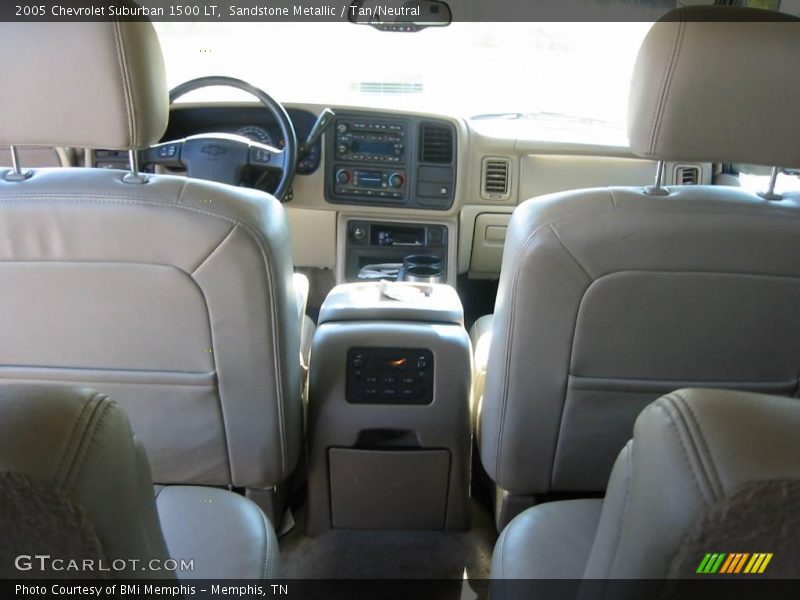 Sandstone Metallic / Tan/Neutral 2005 Chevrolet Suburban 1500 LT