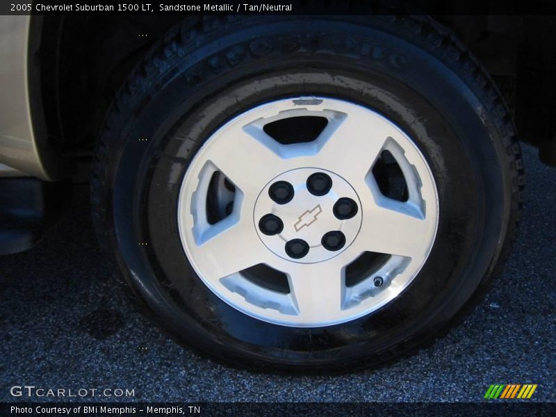 Sandstone Metallic / Tan/Neutral 2005 Chevrolet Suburban 1500 LT