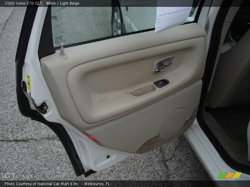 White / Light Beige 2000 Volvo S70 GLT