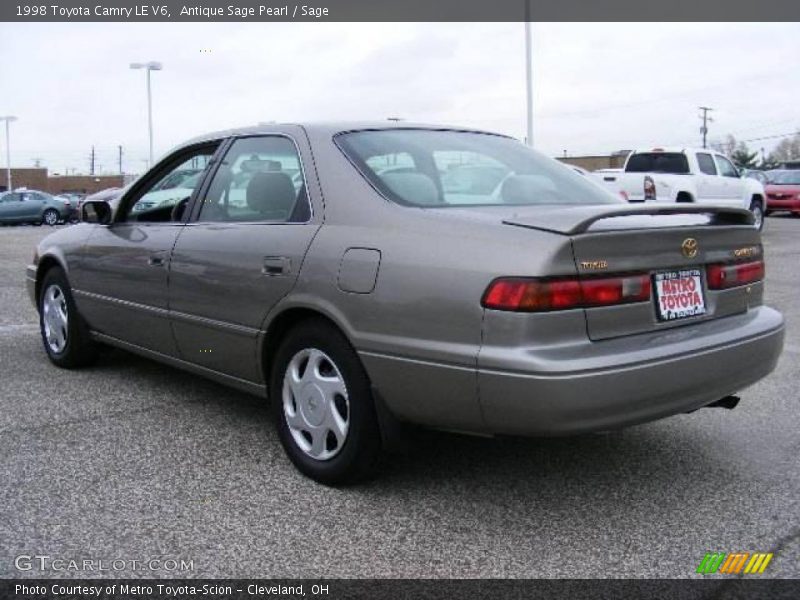 Antique Sage Pearl / Sage 1998 Toyota Camry LE V6