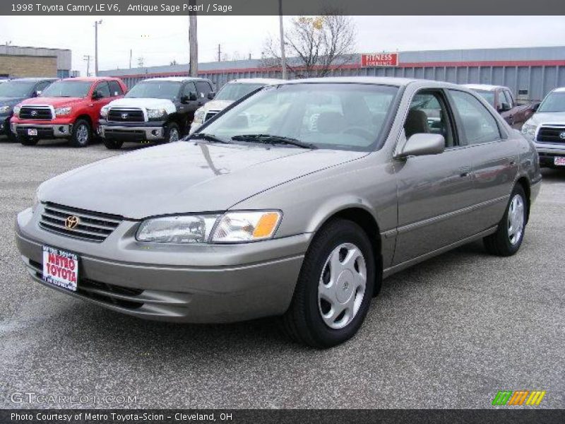 Antique Sage Pearl / Sage 1998 Toyota Camry LE V6