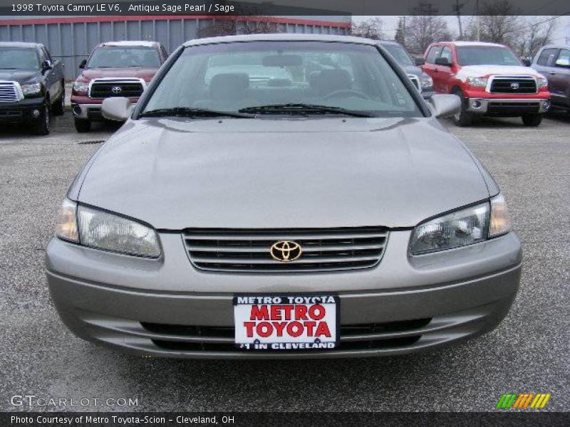 Antique Sage Pearl / Sage 1998 Toyota Camry LE V6