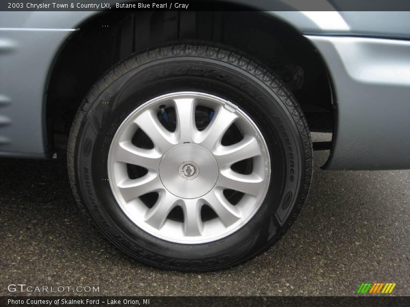 Butane Blue Pearl / Gray 2003 Chrysler Town & Country LXi