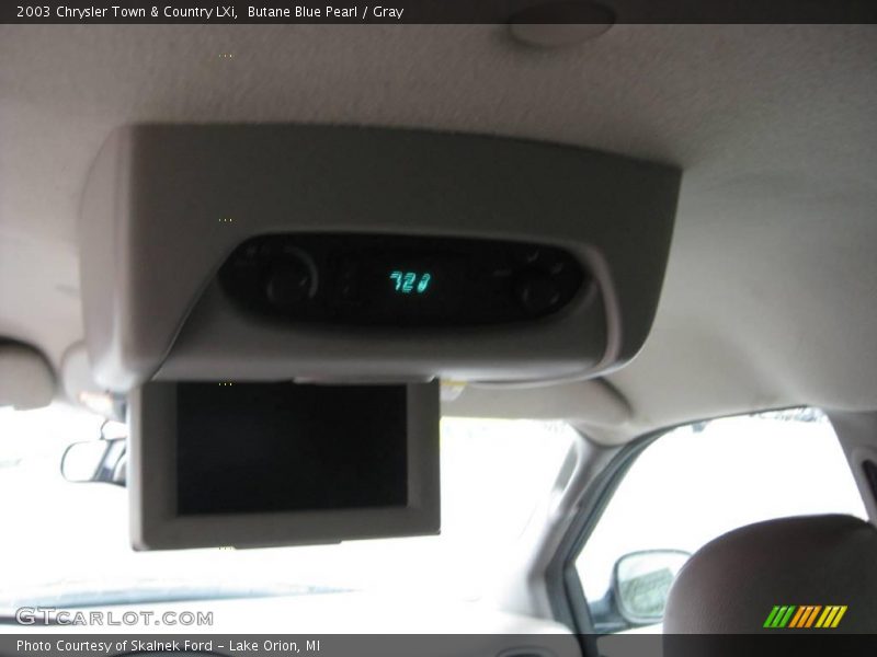Butane Blue Pearl / Gray 2003 Chrysler Town & Country LXi