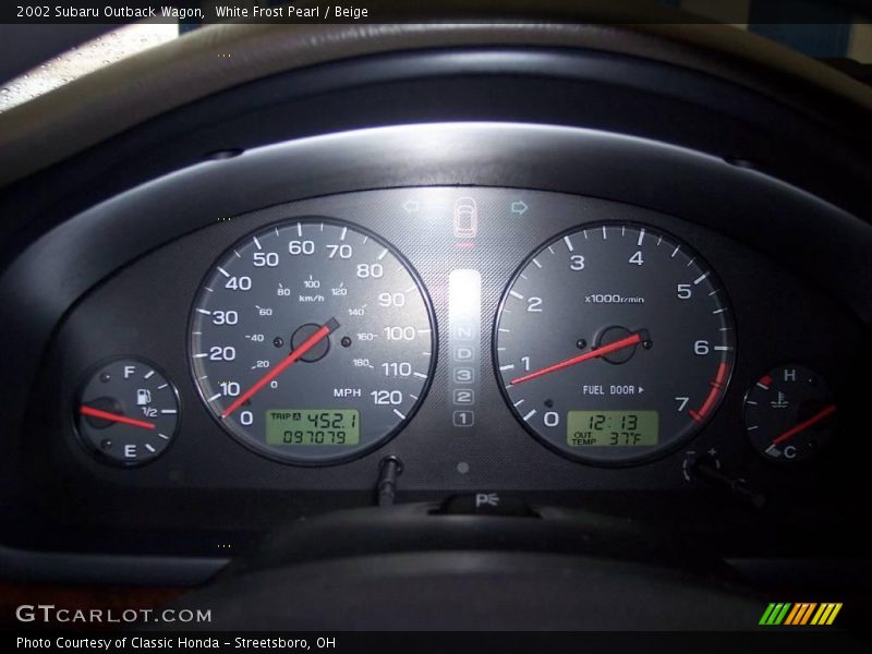 White Frost Pearl / Beige 2002 Subaru Outback Wagon