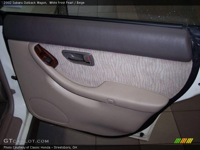 White Frost Pearl / Beige 2002 Subaru Outback Wagon