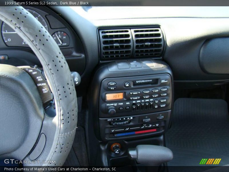 Dark Blue / Black 1999 Saturn S Series SL2 Sedan