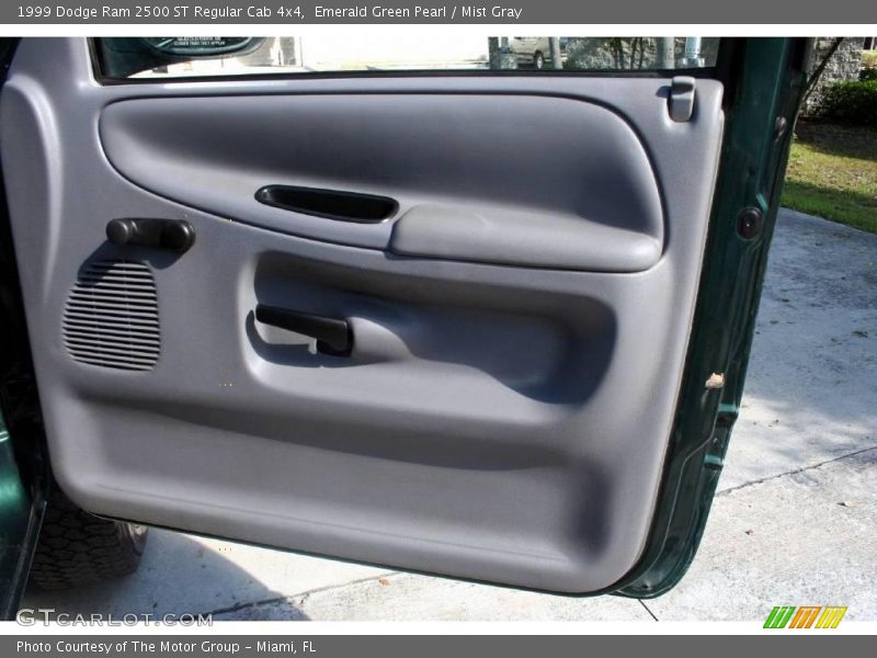 Emerald Green Pearl / Mist Gray 1999 Dodge Ram 2500 ST Regular Cab 4x4