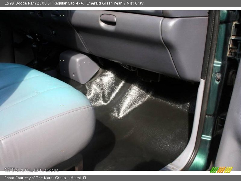 Emerald Green Pearl / Mist Gray 1999 Dodge Ram 2500 ST Regular Cab 4x4