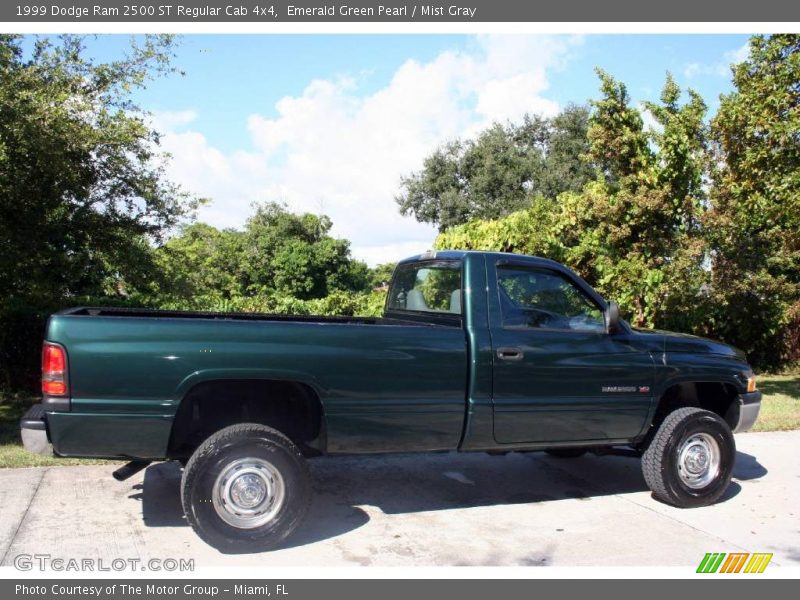 Emerald Green Pearl / Mist Gray 1999 Dodge Ram 2500 ST Regular Cab 4x4