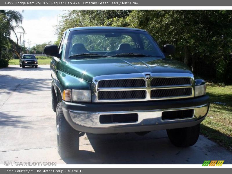 Emerald Green Pearl / Mist Gray 1999 Dodge Ram 2500 ST Regular Cab 4x4