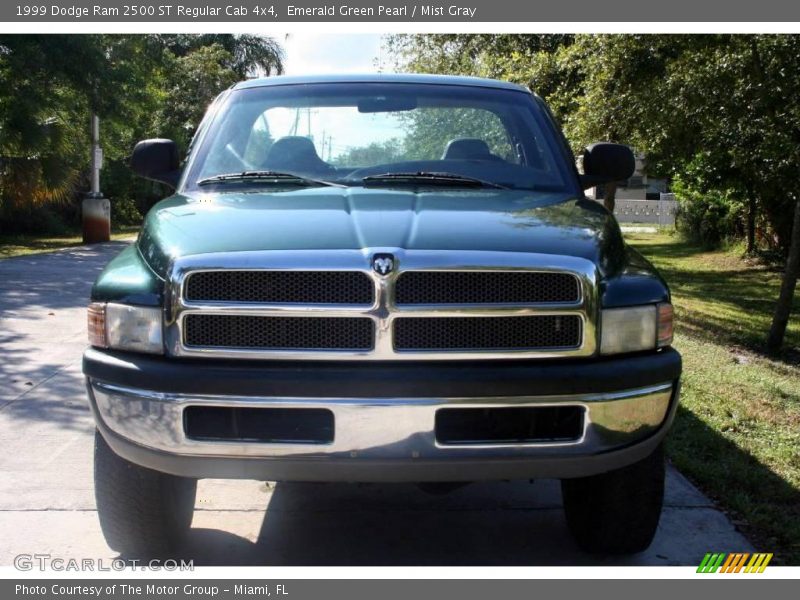 Emerald Green Pearl / Mist Gray 1999 Dodge Ram 2500 ST Regular Cab 4x4